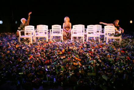 Freetown Dood Paard.jpg Freetown Dood Paard.jpg